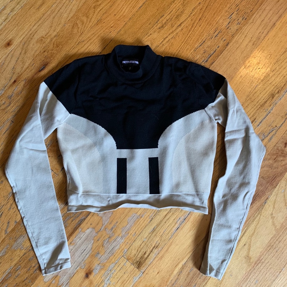 Crop turtle neck top